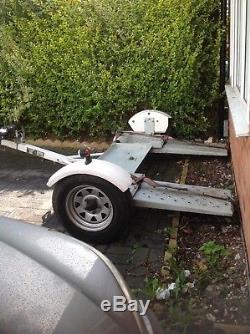 Heavy Duty Recovery Trailer (Dolly) This is a professional piece of equipment